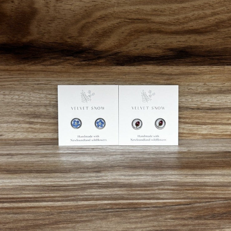 Velvet Snow Small Round Stud Earrings