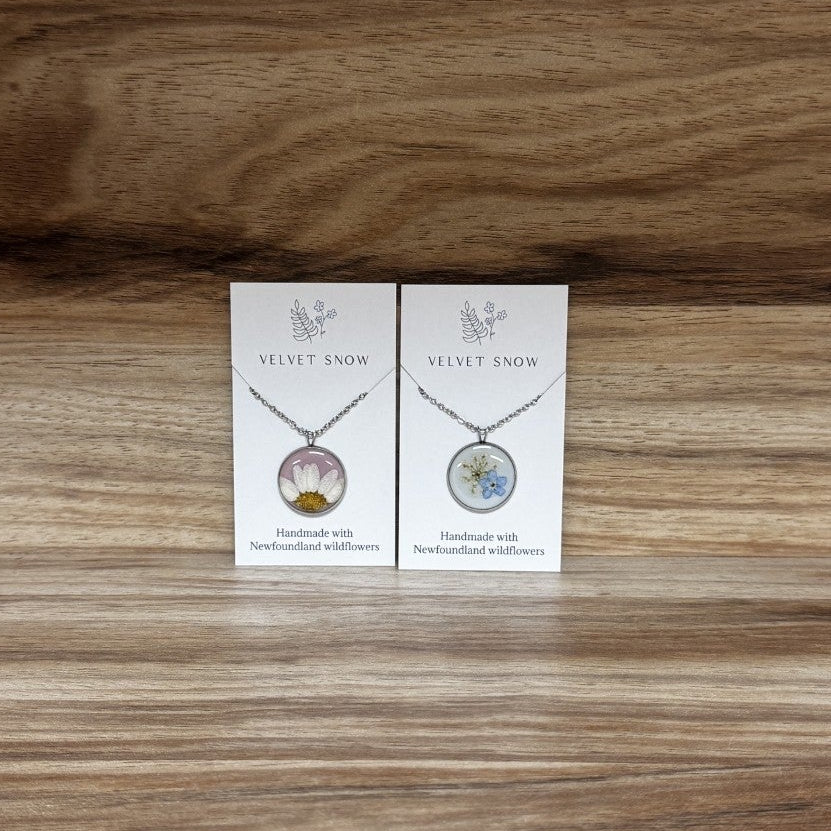 Velvet Snow Medium Round Pendant Necklace